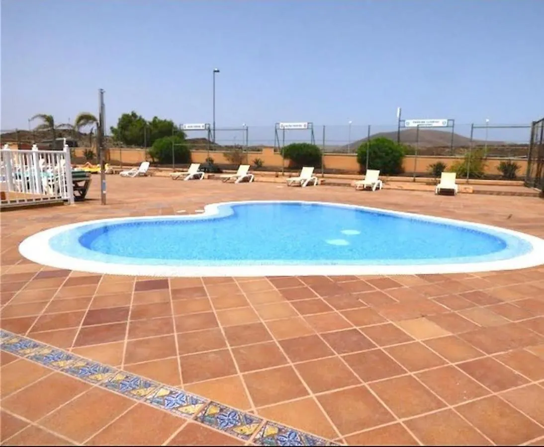 Brisas Fuerteventura: Optic Fiber,Solarium,Bbq Apartment Corralejo